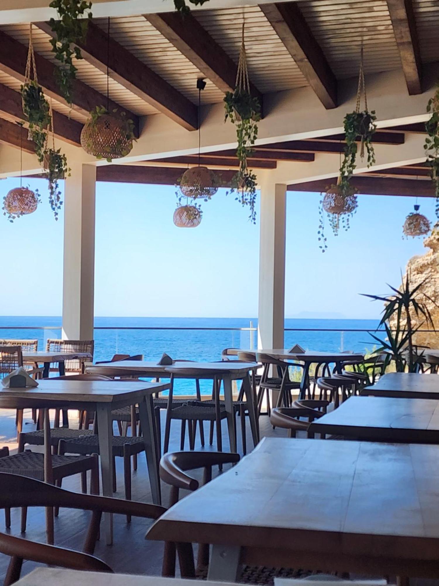 Hotel Summer Dream Dhërmi Kültér fotó